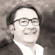 Olivier Oudon, directeur et fondateur | LÀ-BAS PRODUCTIONS | Conseil en communication | Marseille